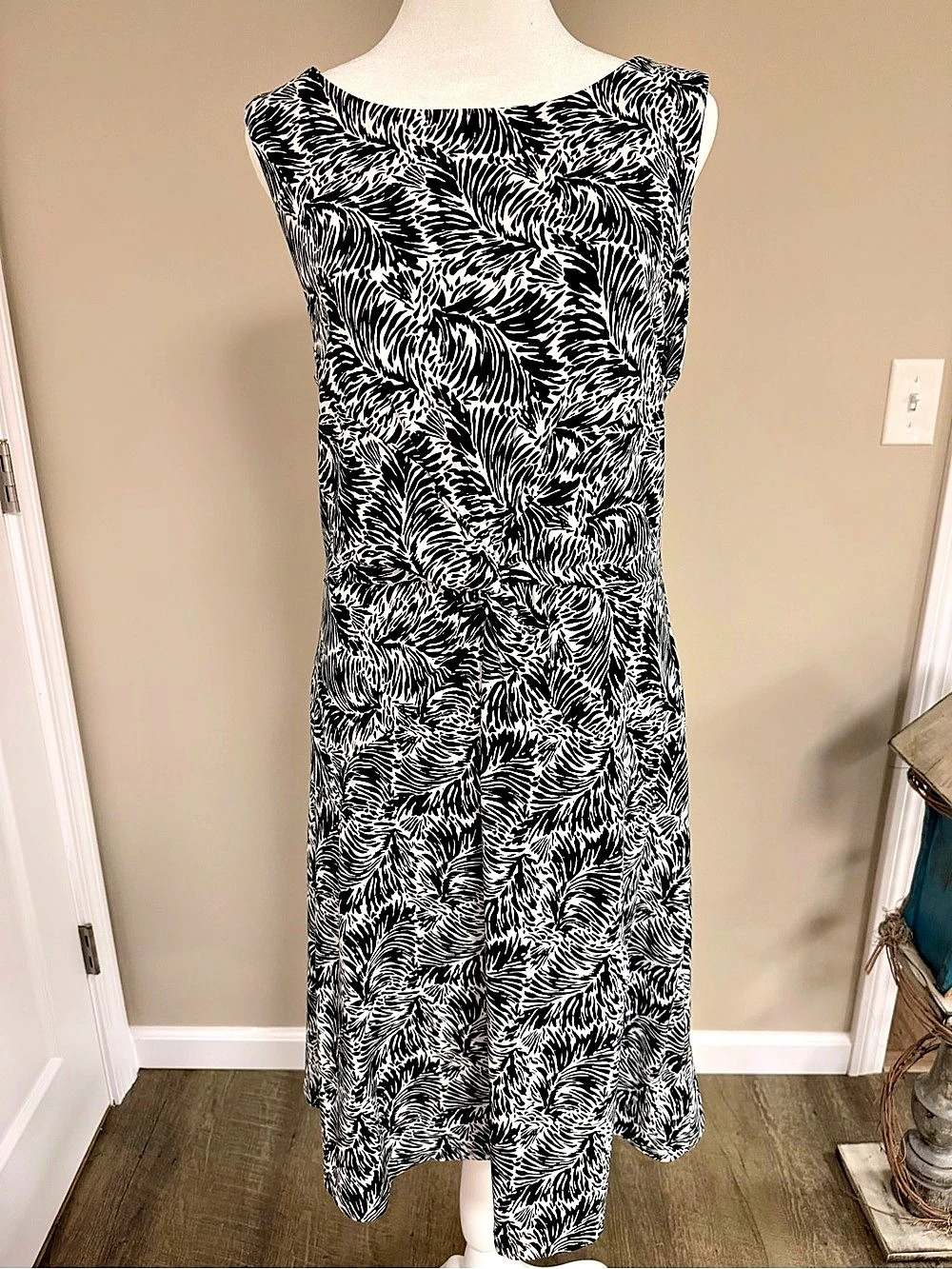 Lands’ End sleeveless black-and-white dress